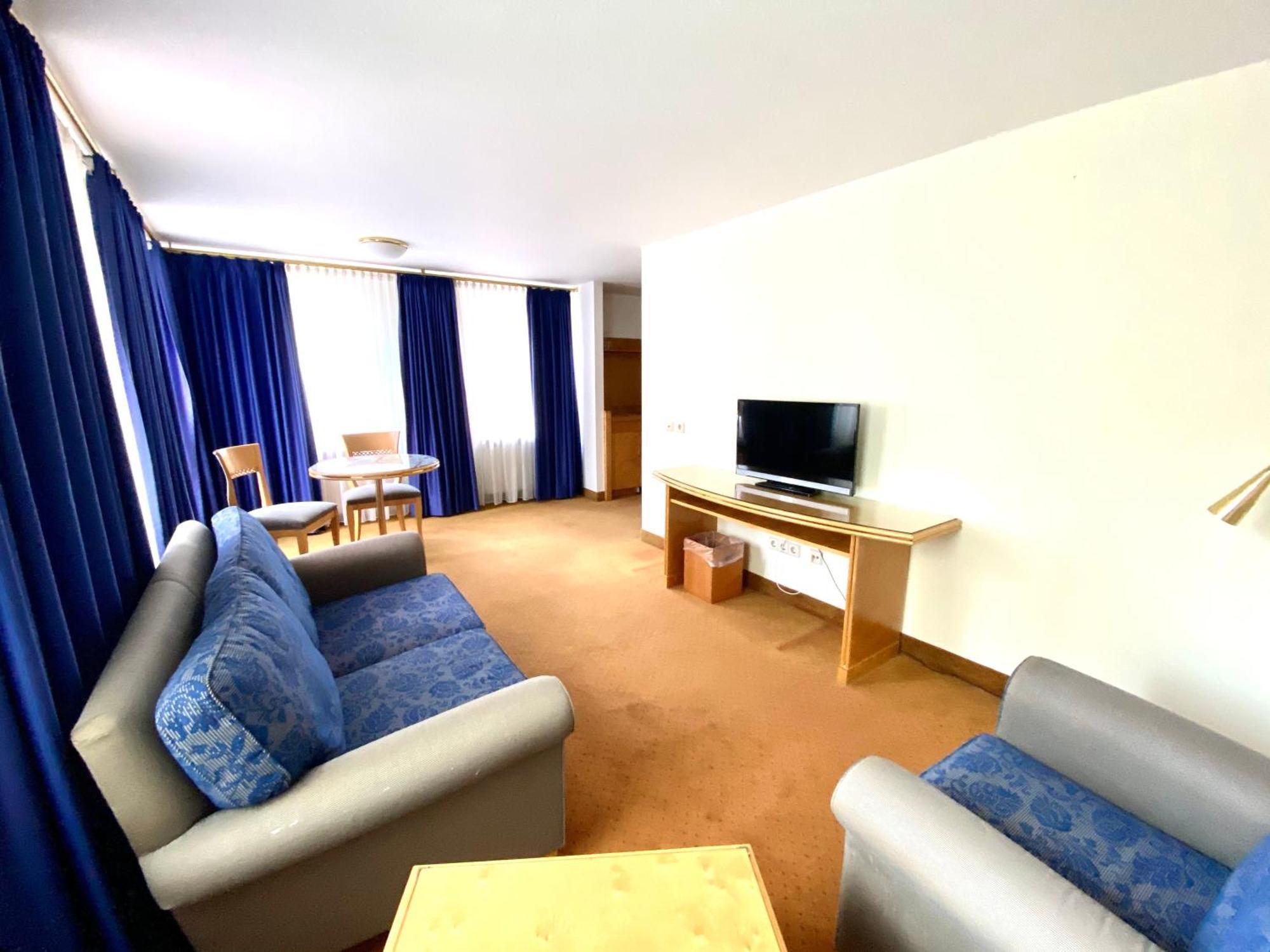 Rebgarten Hotel Schulgasse Равенсбург Стая снимка